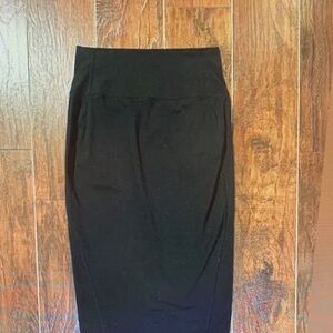 Lululemon Nulu Slim-Fit Size 8 High-Rise Skirt Black
